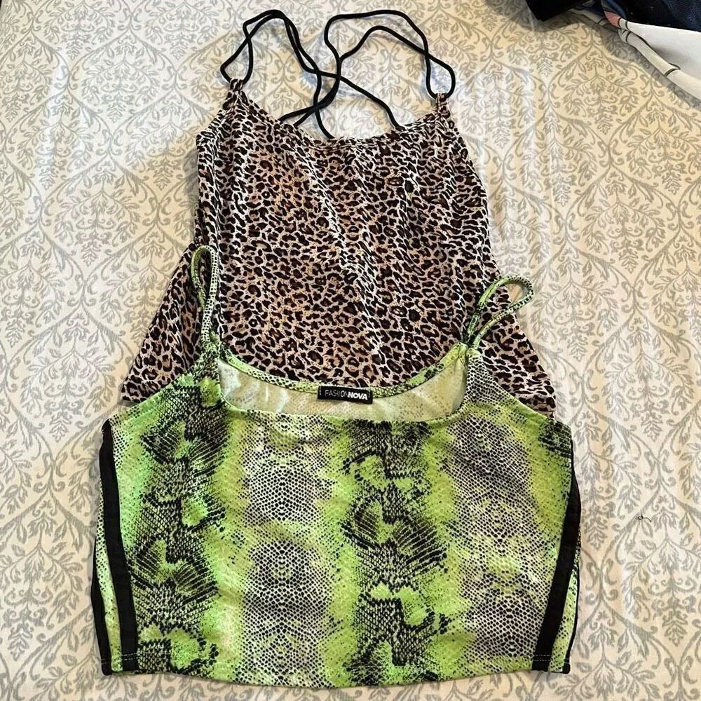Animal print Snakeskin and leopard print strappy crop tops bundle size M